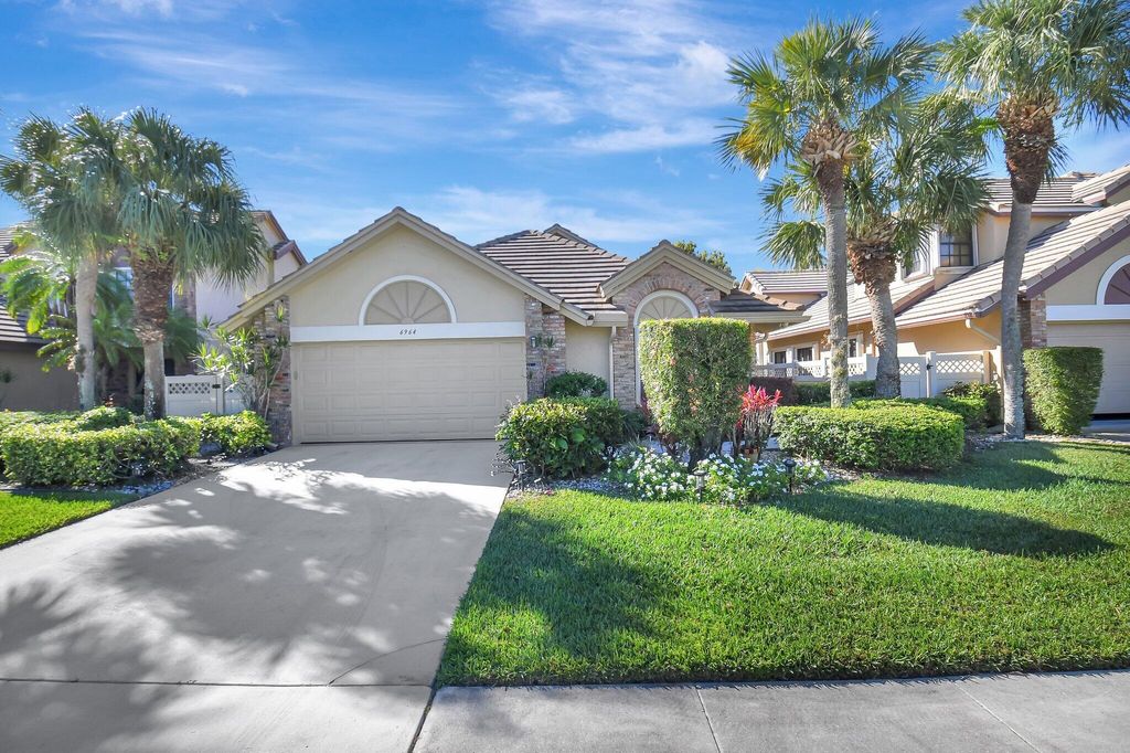 Photo of 6964 Bitterbush Place, Boynton Beach, FL 33472 (MLS # R11074740)