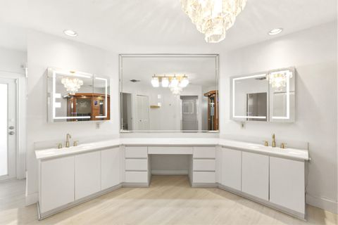 Tiny photo for 5900 Bayview Drive, Fort Lauderdale, FL 33308 (MLS # B26028971)