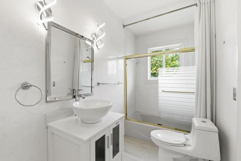 Tiny photo for 5900 Bayview Drive, Fort Lauderdale, FL 33308 (MLS # B26028971)