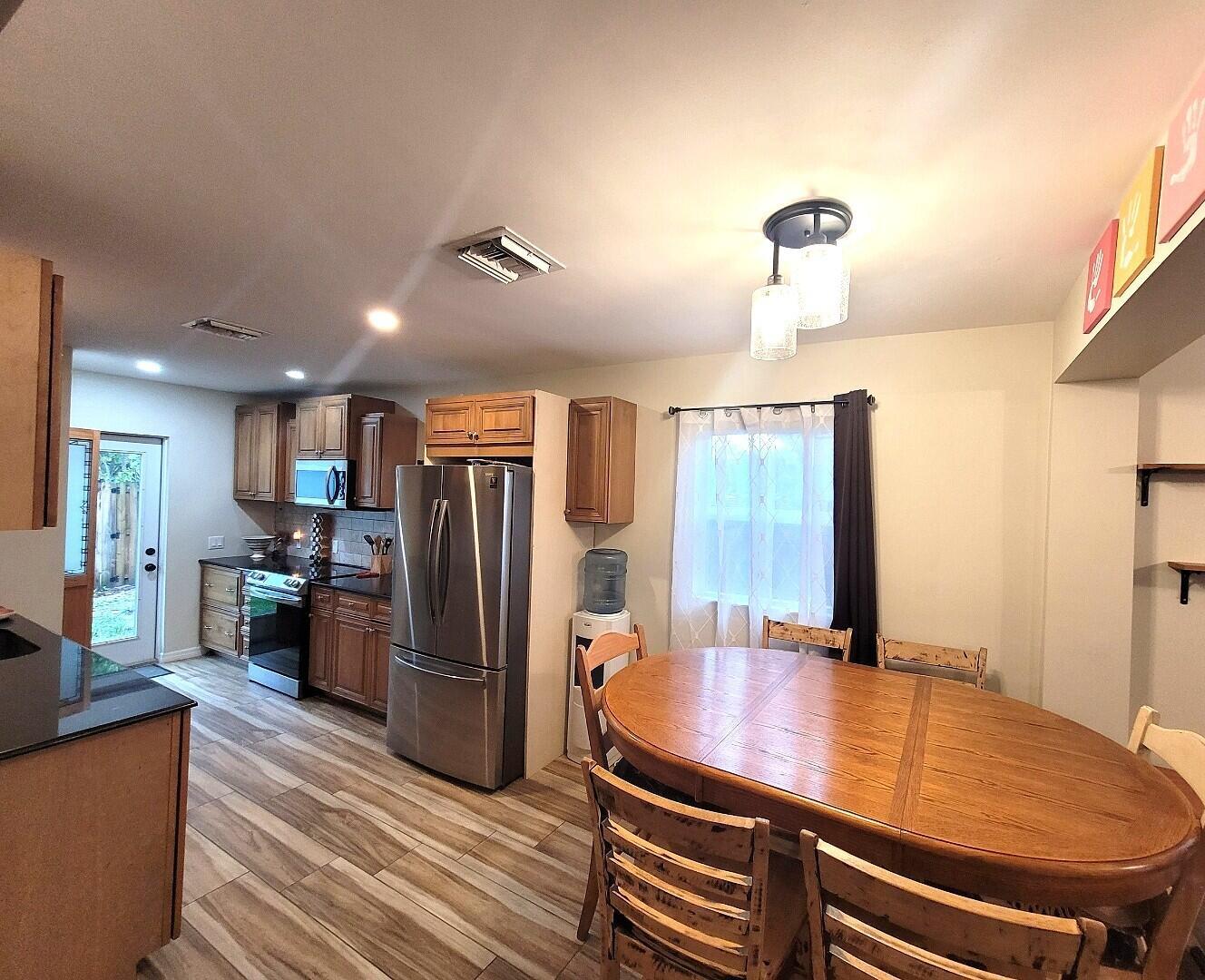 LAUDERDALE - Residential