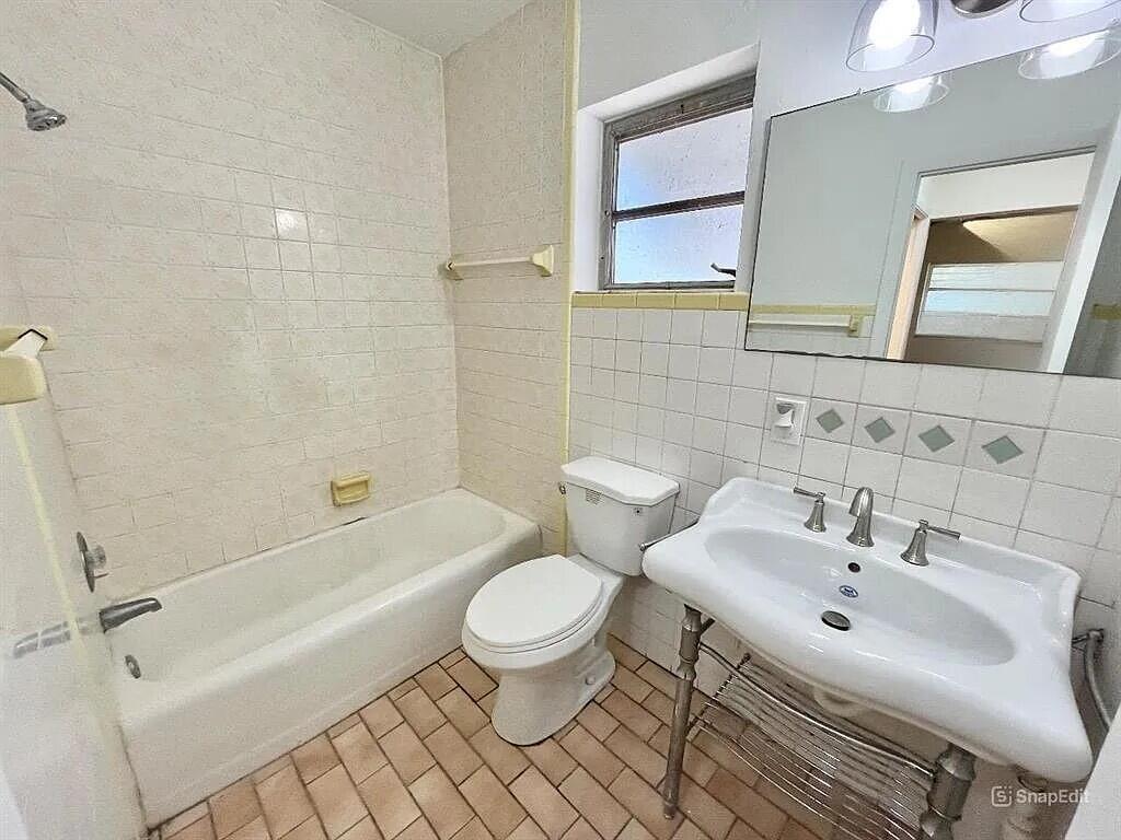 LAUDERDALE - Residential