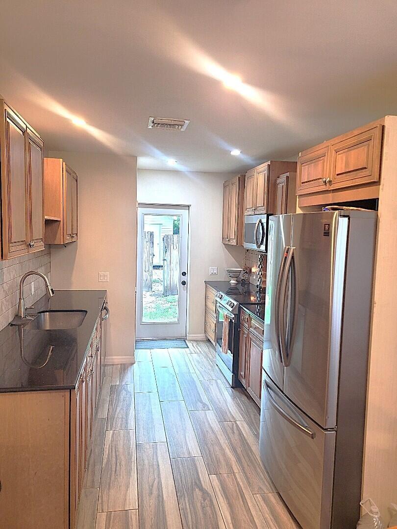 LAUDERDALE - Residential