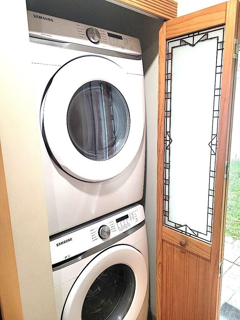 LAUDERDALE - Residential