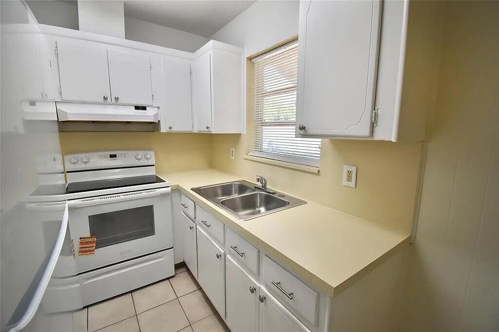 LAUDERDALE - Residential