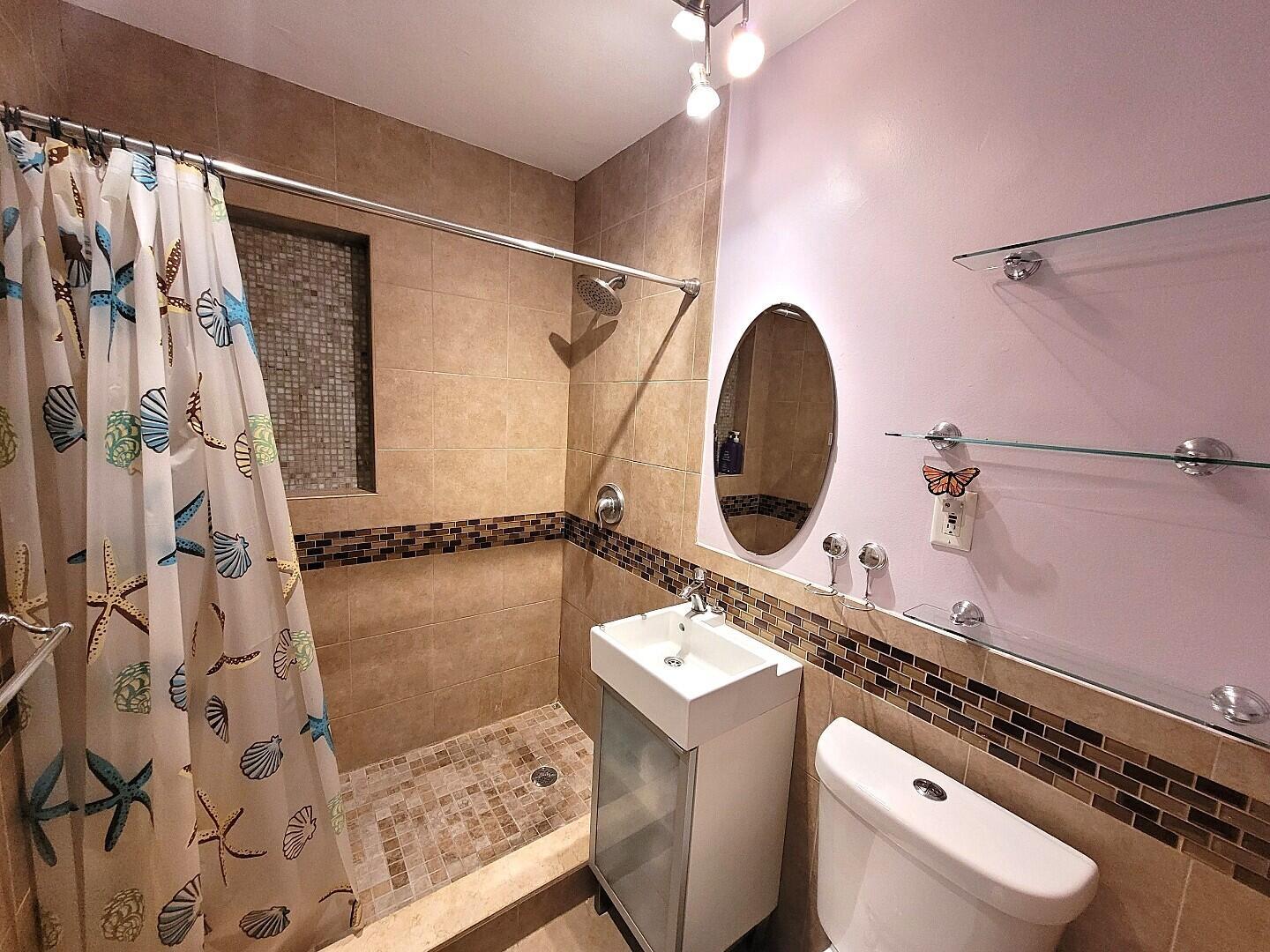 LAUDERDALE - Residential