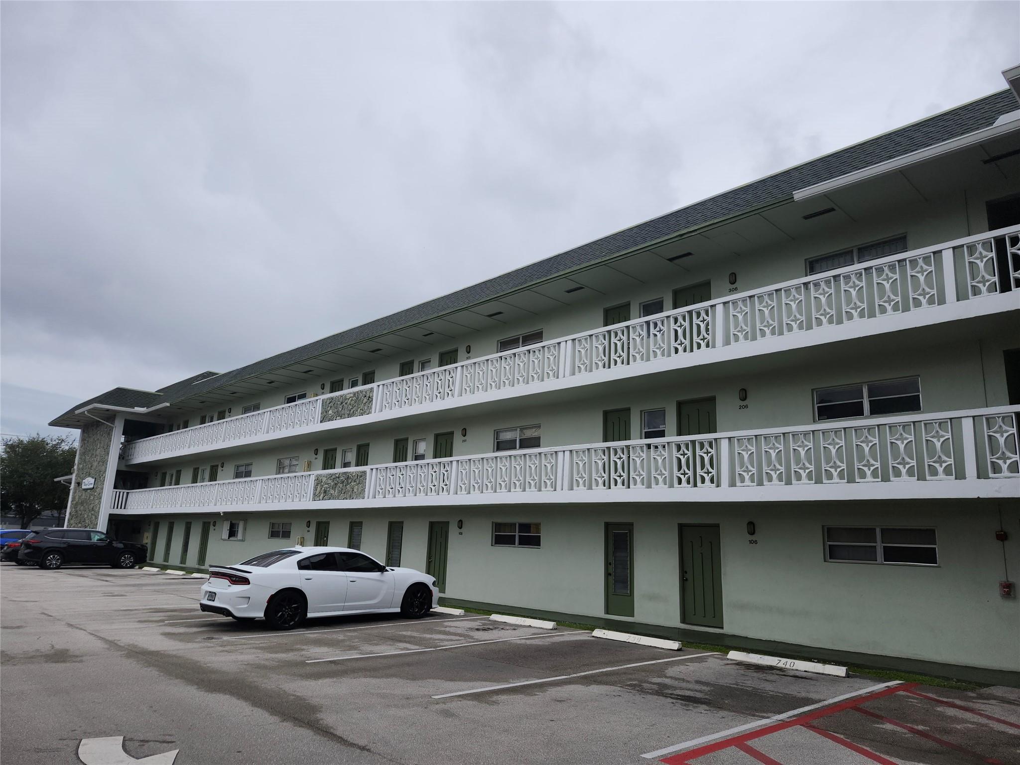PLANTATION-----"VILLAGE GREEN"---LOVELY--BRIGHT --SPACIOUS - ON 3RD FLOOR ---2 BEDROOMS---1 BATH---OPEN BALCONY WITH POOL &  GARDEN VIEW------FRESHLY CLEANED & PAINTED--------COMMUNITY LAUNDRY -----ELEVATOR ----SECURITY CAMERAS---1 ASSIGNED PARKING SPACE WITH AMPLE GUEST PARKING----EXTRA STORAGE SPACE ----LOCATED IN THE HEART OF PLANTATION-----MINUTES FROM ALL MAJOR ROADS----SCHOOLS-----SHOPPING-----PARKS----RESTAURANTS------MALLS------ENTERTAINMENT VENUES-----CASINOS-----AIRPORTS-----AND THE BEACHES-----   1ST   AND SECURITY TO MOVE IN----600 MIN CREDIT SCORE --------NEED VERIFIABLE INCOME-----CLEAN BACKGROUND CHECK----NO PETS------NO PRIOR EVICTIONS..........2 VEHICLES PERMITTED.......RENT INCLUDES WATER/PEST CONTROL/TRASH   ----- --EASY TO VIEW............
