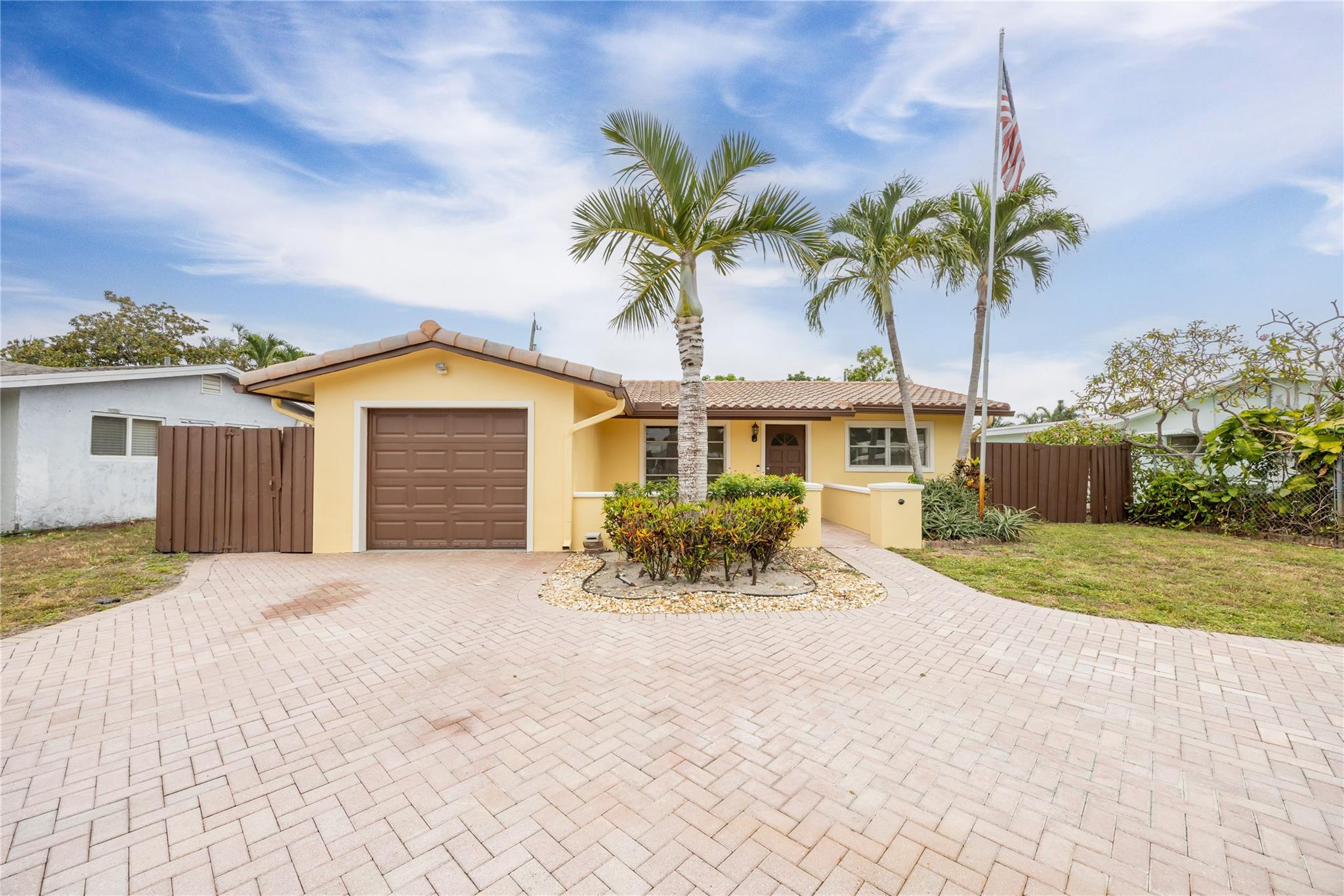 1680 NW 43rd St