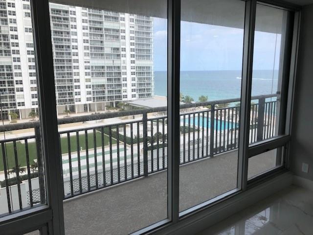 PLAZA SOUTH CONDO - Residential Lease