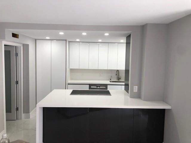 PLAZA SOUTH CONDO - Residential Lease