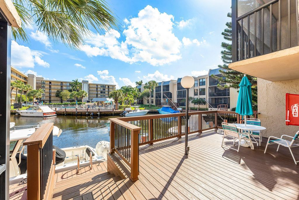 Photo of 10 Royal Palm Way #203, Boca Raton, FL 33432 (MLS # R11159319)