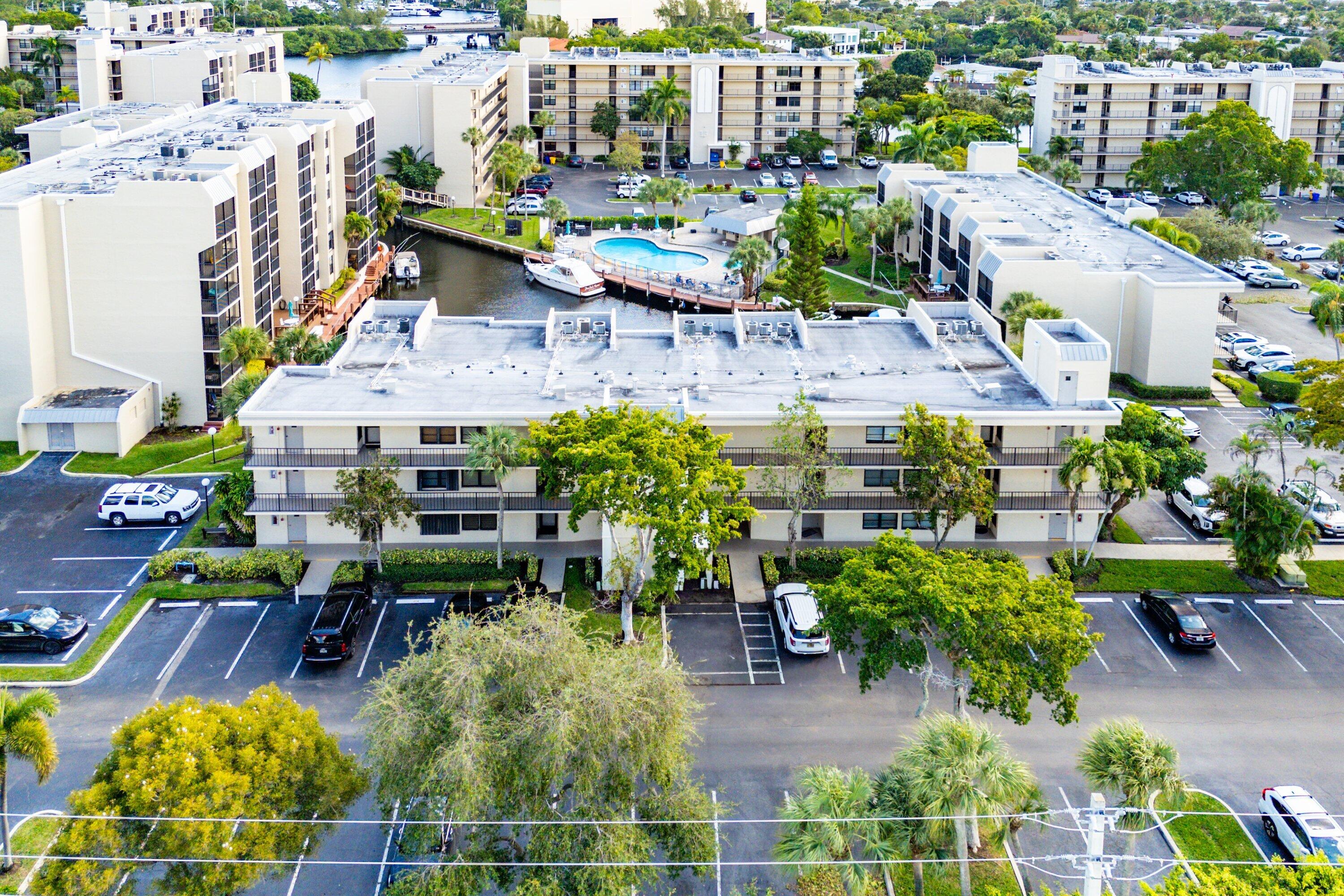 BOCA BAYOU - Residential