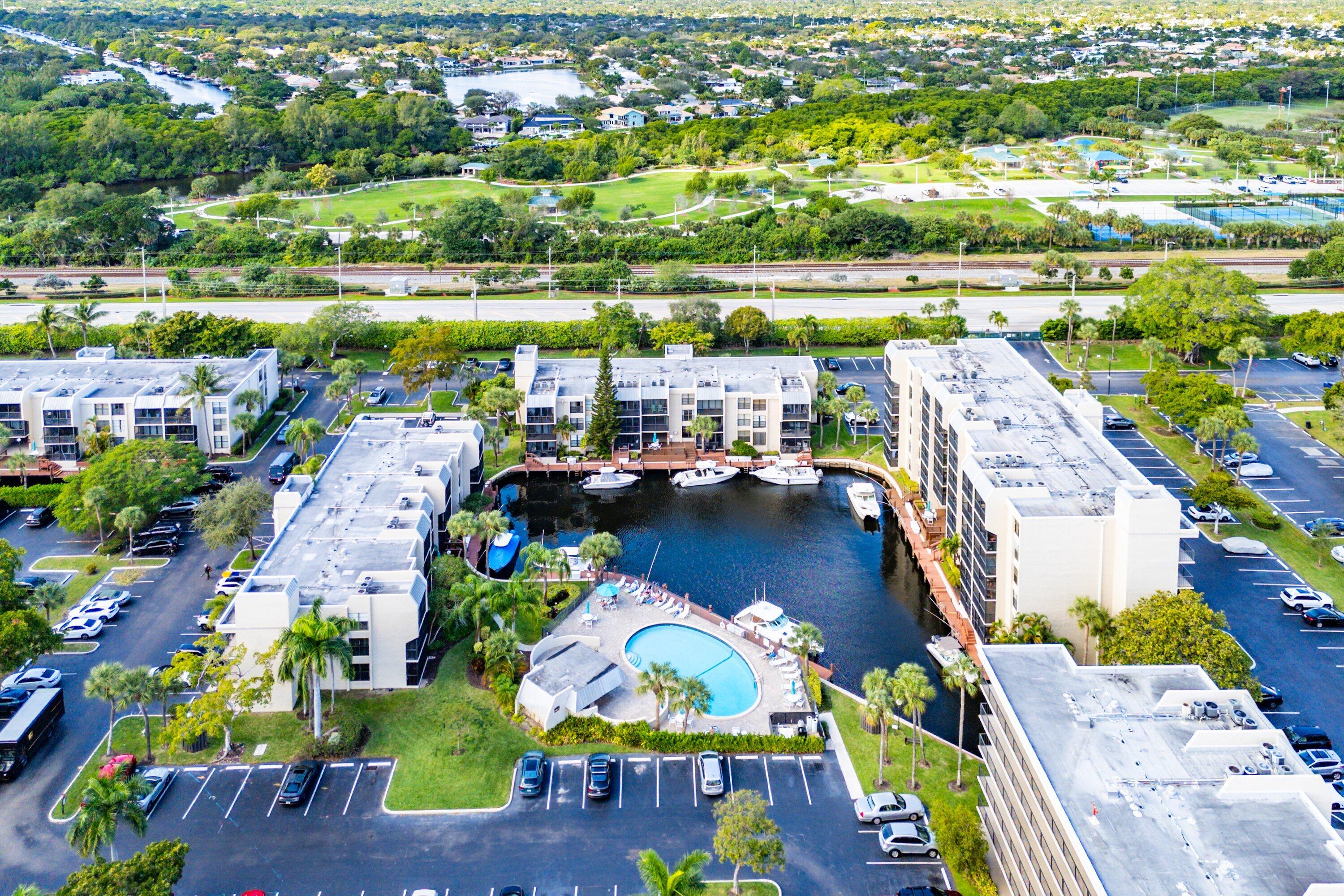 BOCA BAYOU - Residential