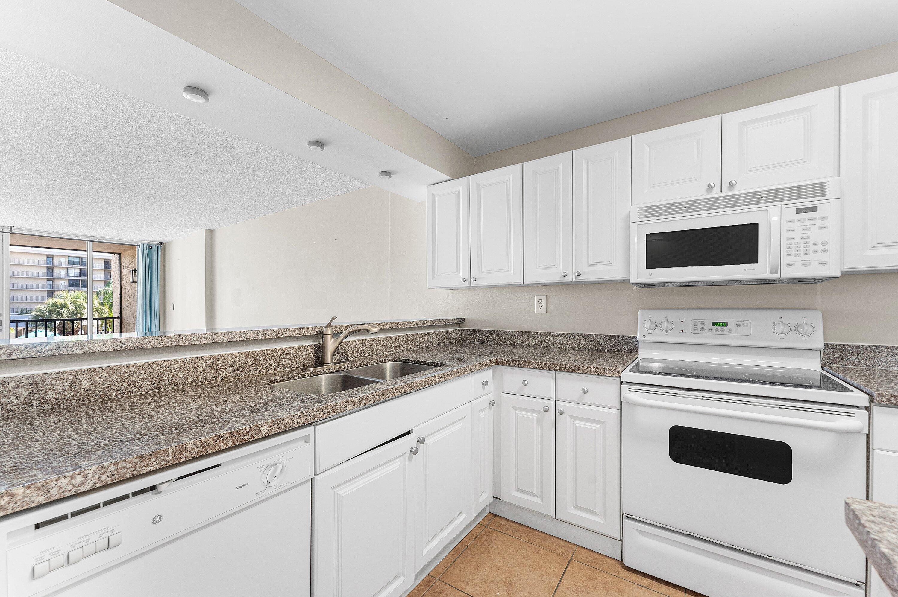 BOCA BAYOU - Residential