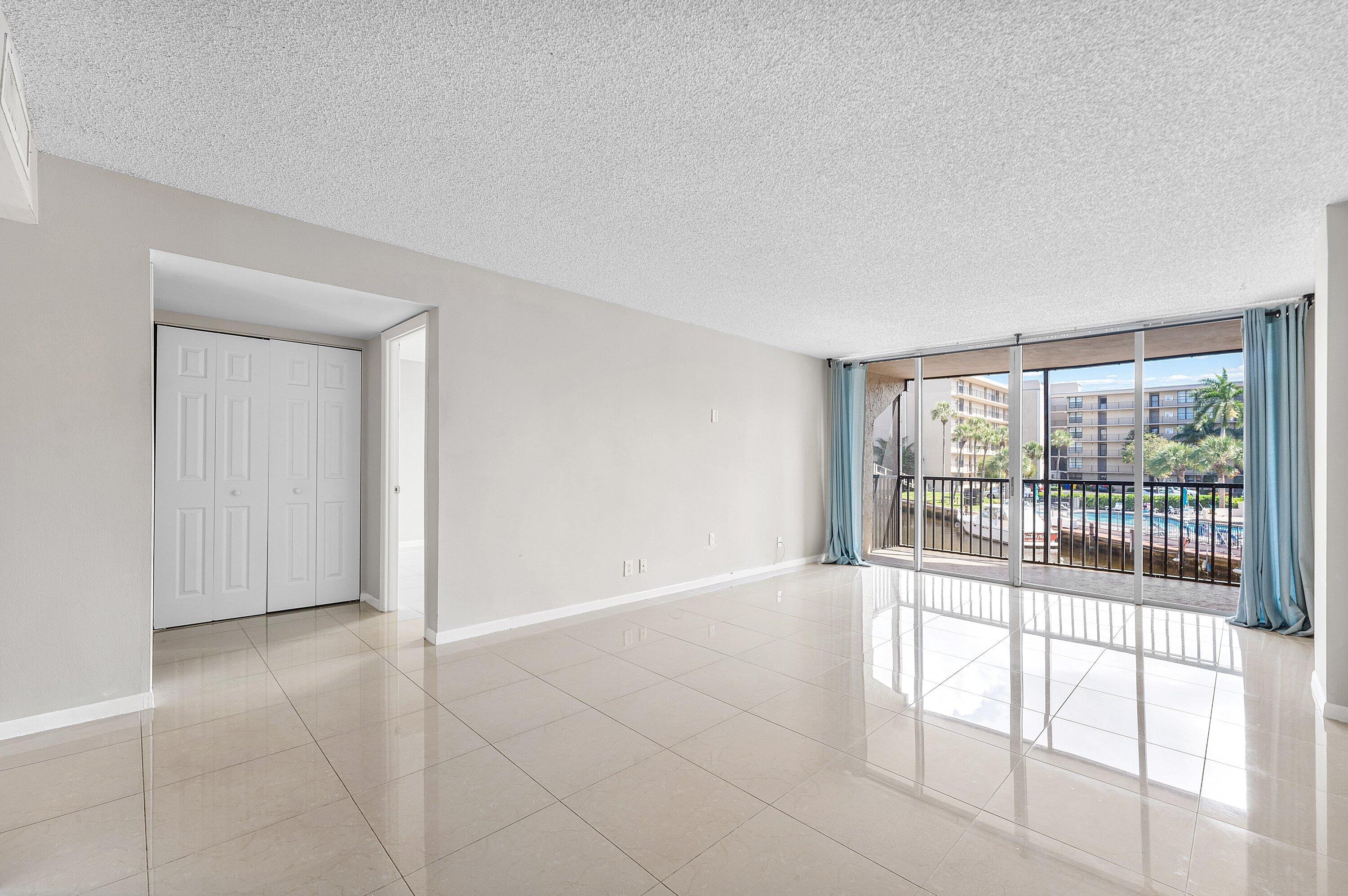 BOCA BAYOU - Residential