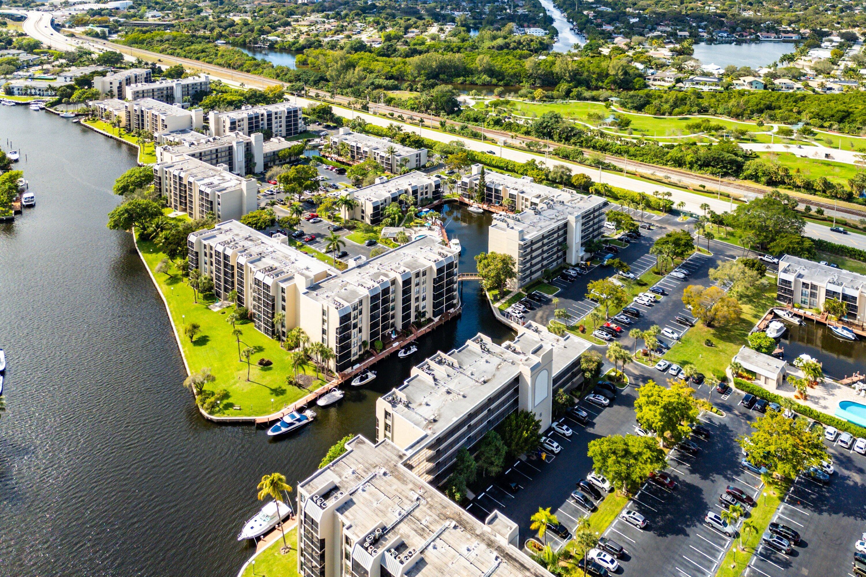 BOCA BAYOU - Residential
