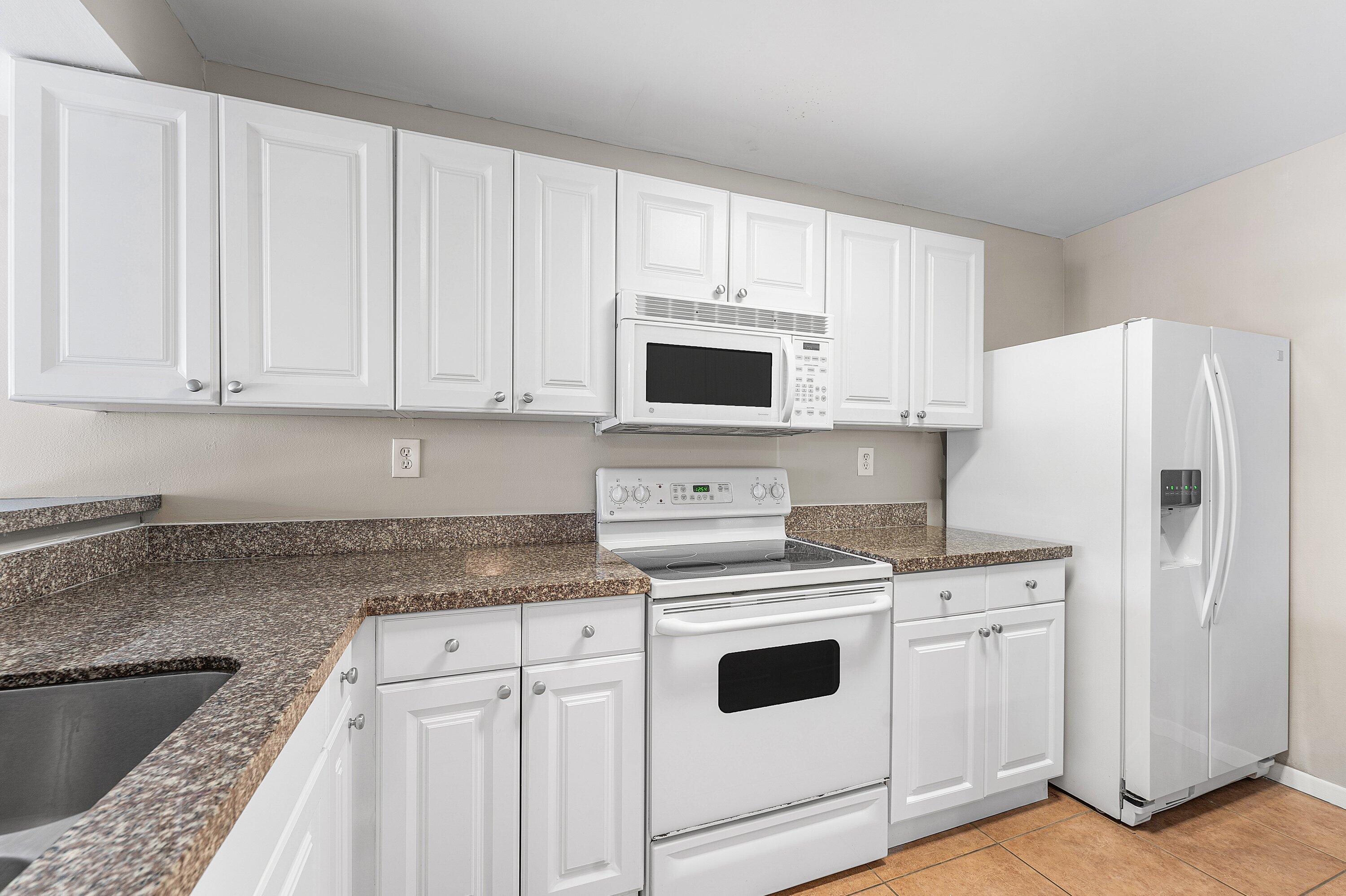 BOCA BAYOU - Residential