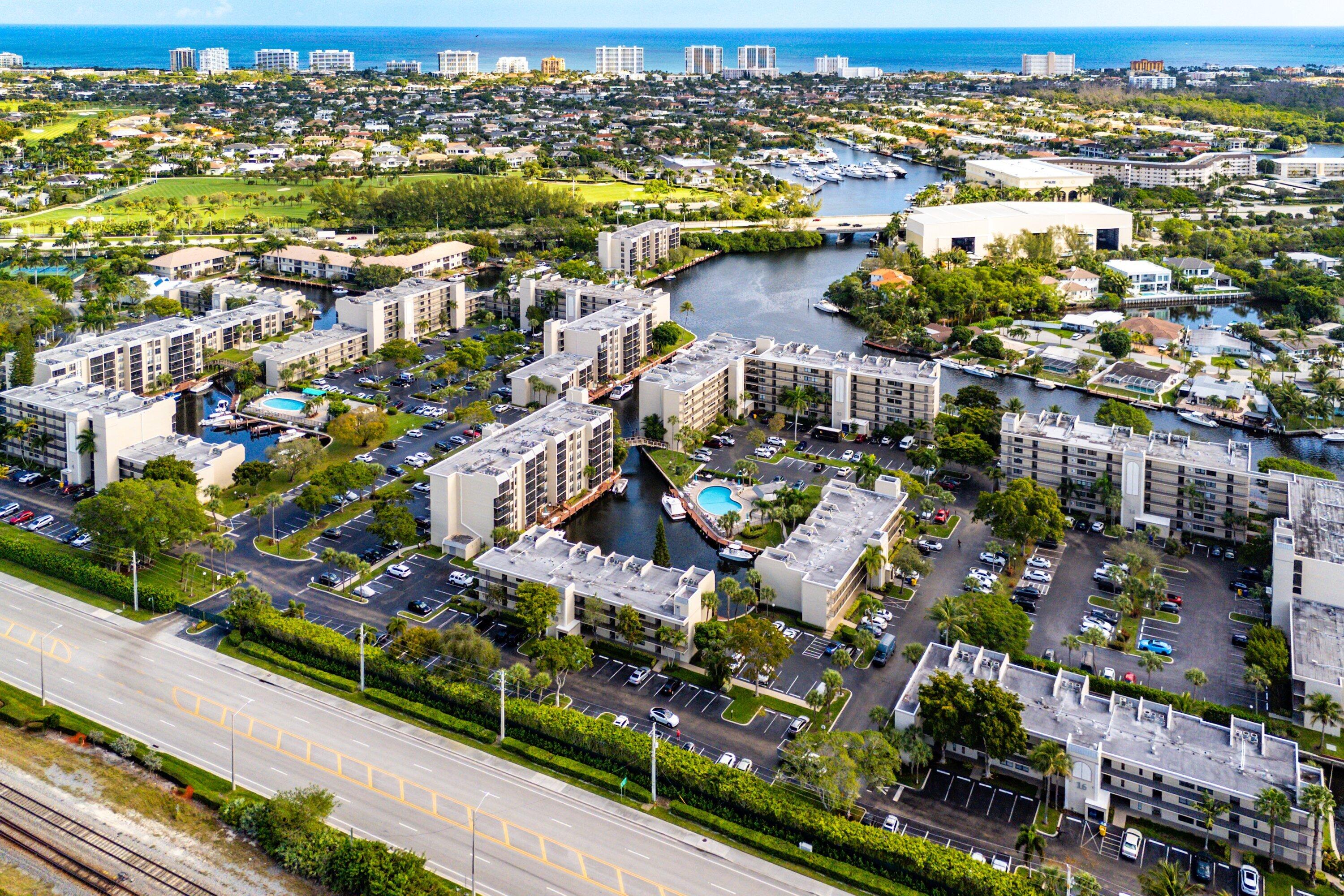 BOCA BAYOU - Residential