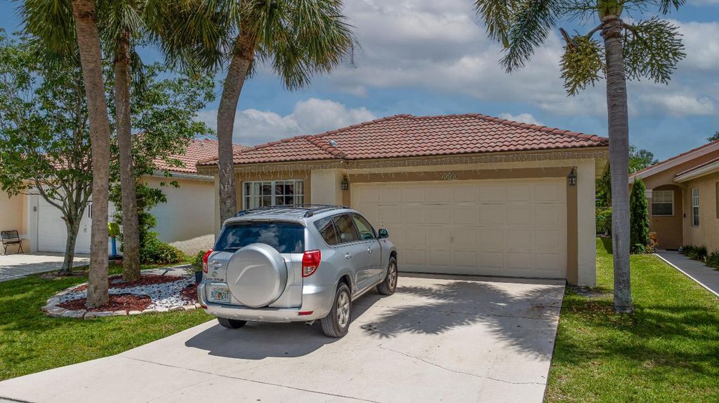 Photo of 3558 Stratton Lane, Boynton Beach, FL 33436 (MLS # R11031889)