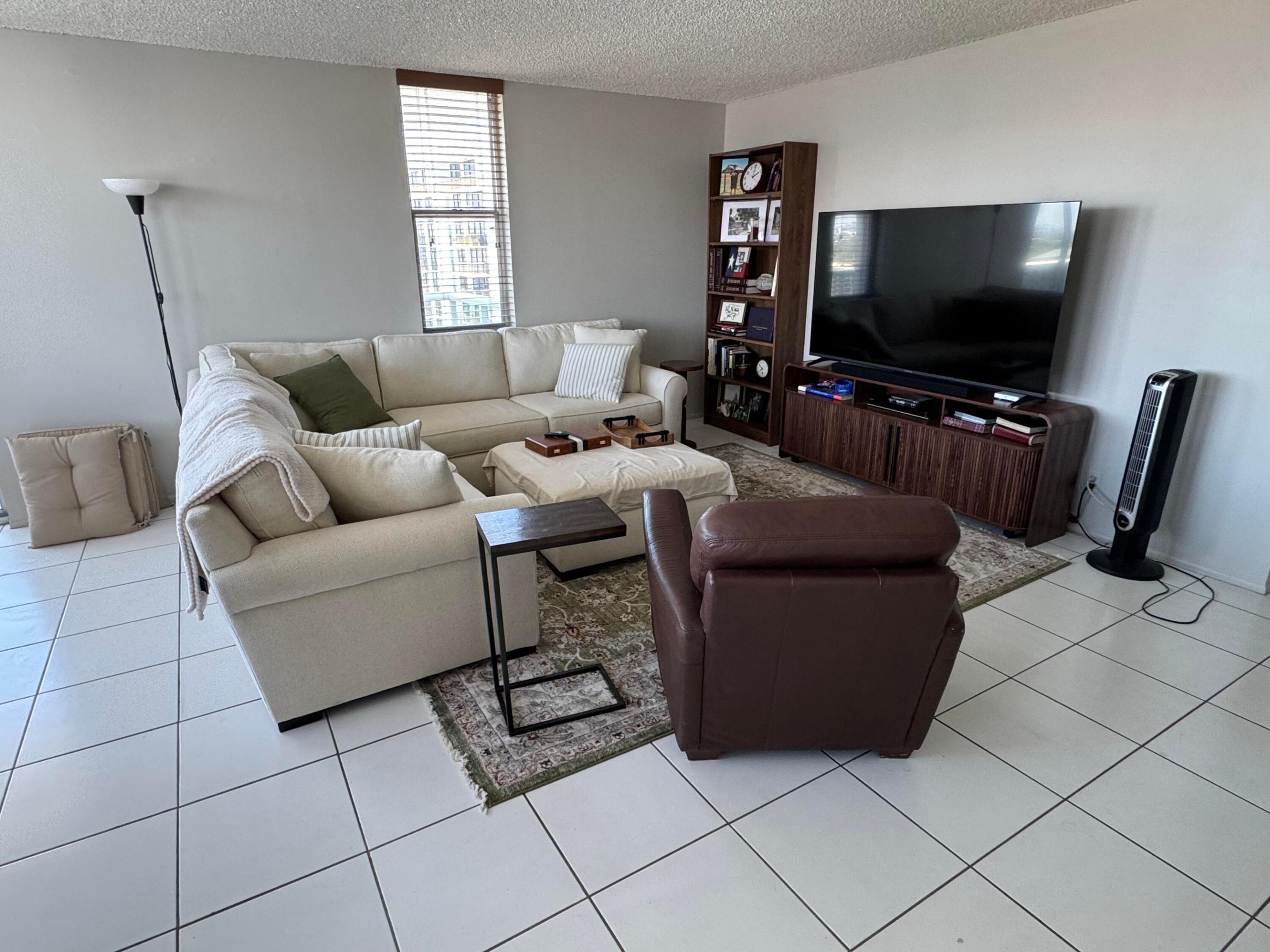 BERKLEY SOUTH CONDO - Residential