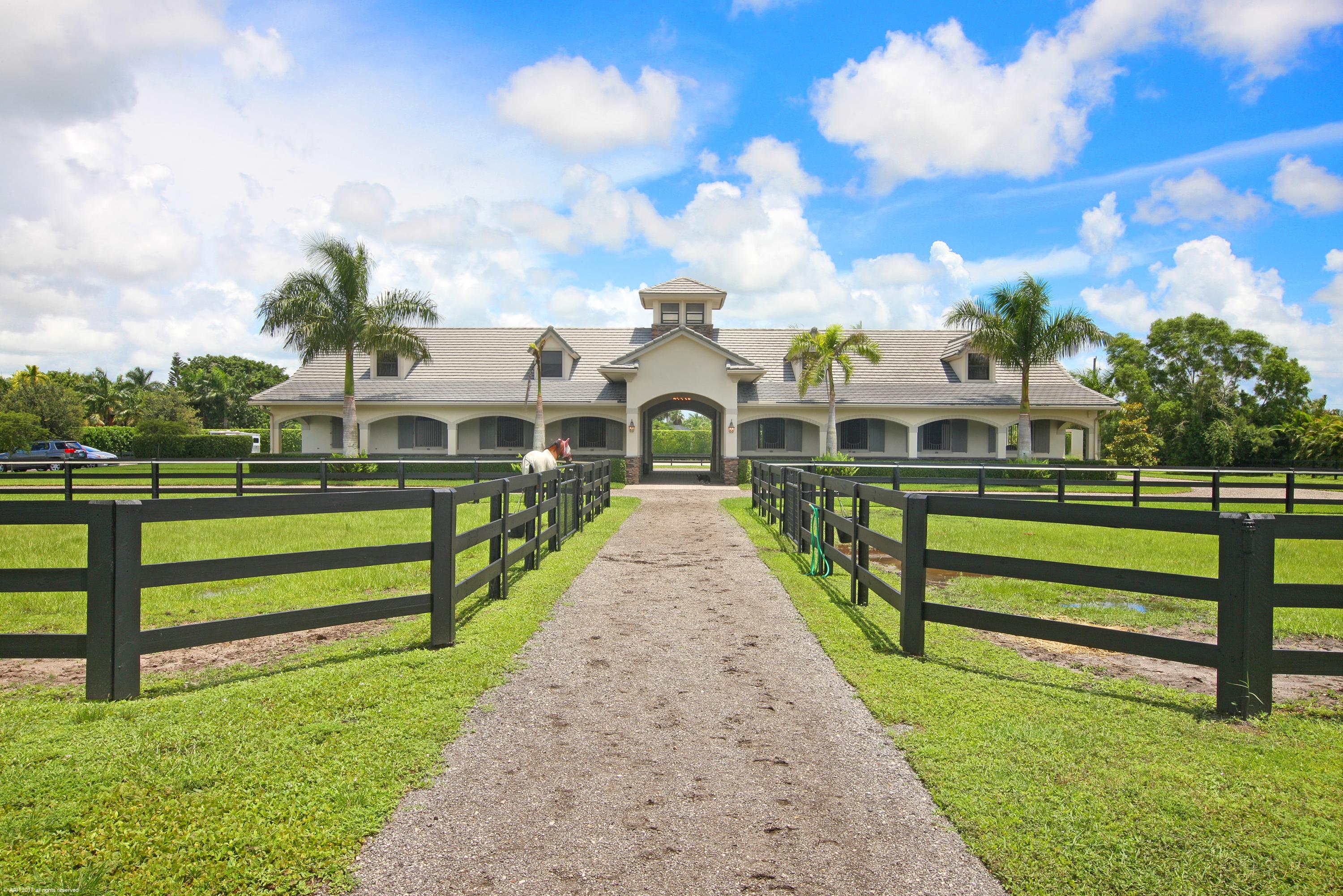 PALM BEACH POINT - Residential