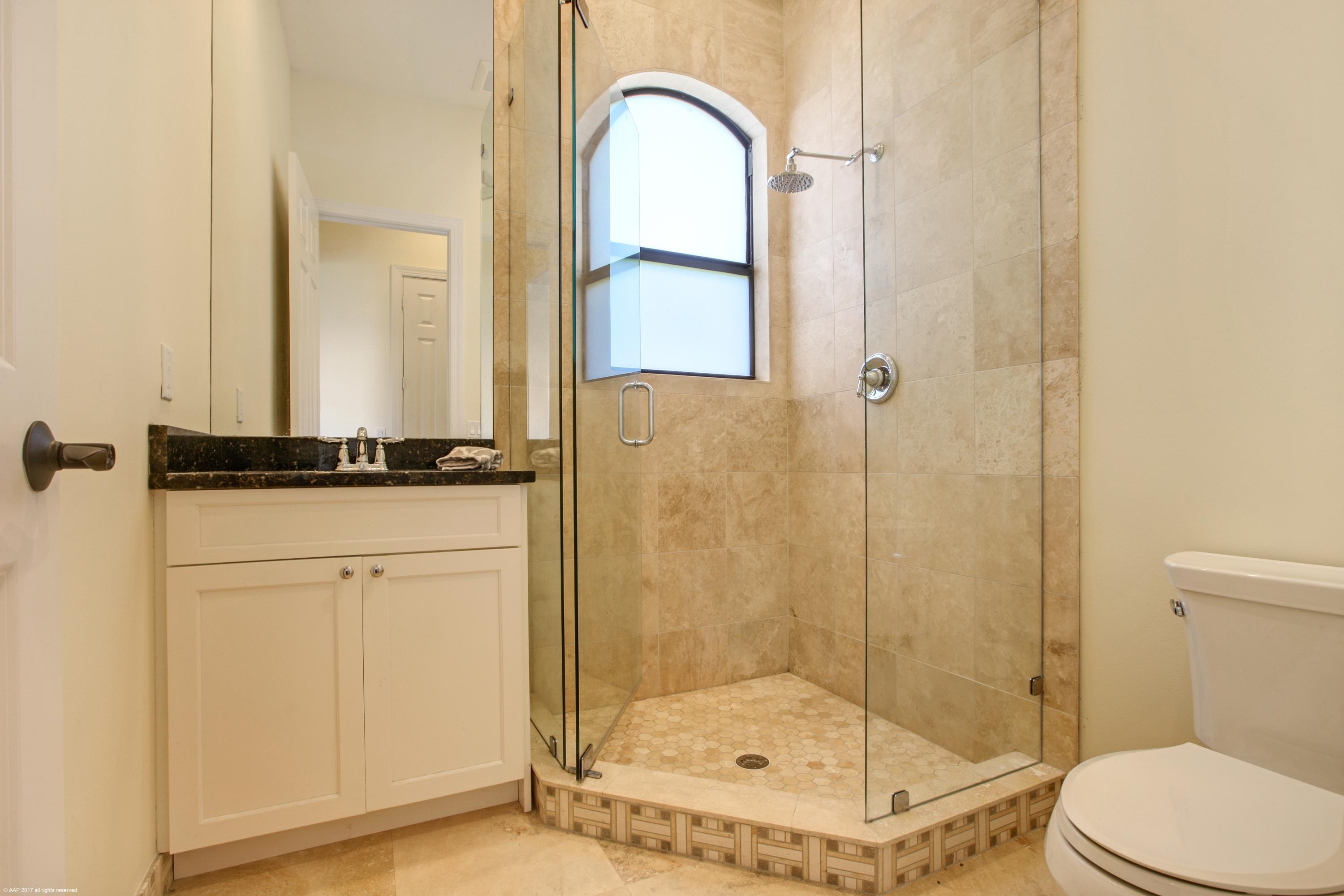 PALM BEACH POINT - Residential