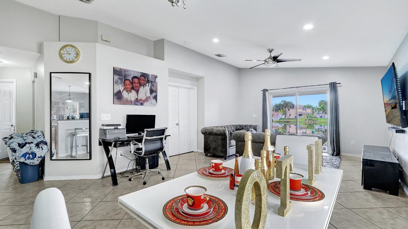 SILVER FALLS - Residential