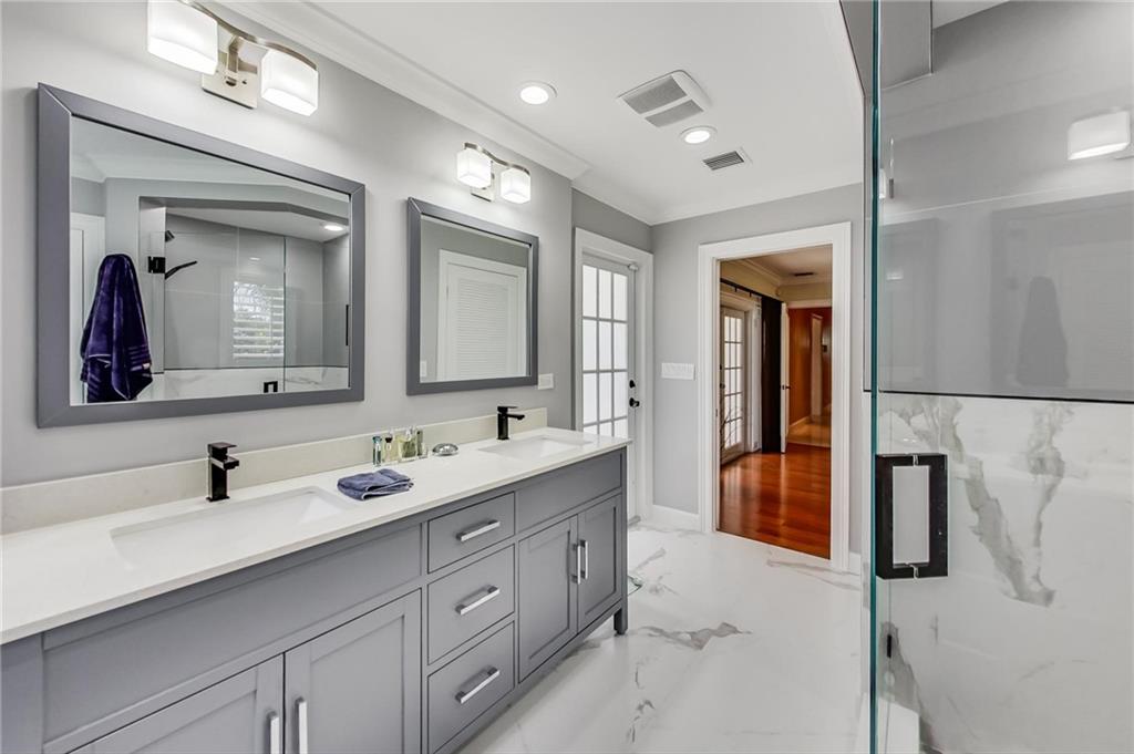 The Cove 5th Sec 39-5 B - Residential