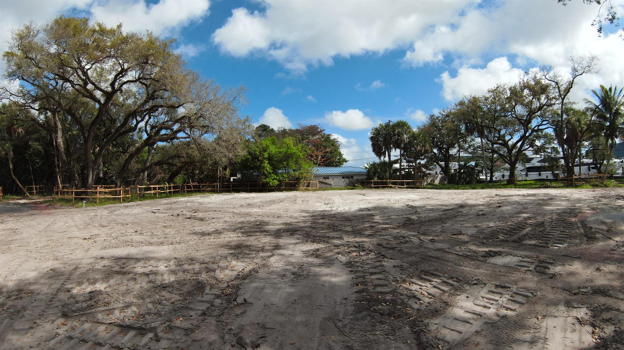 2060 SW 16th Court