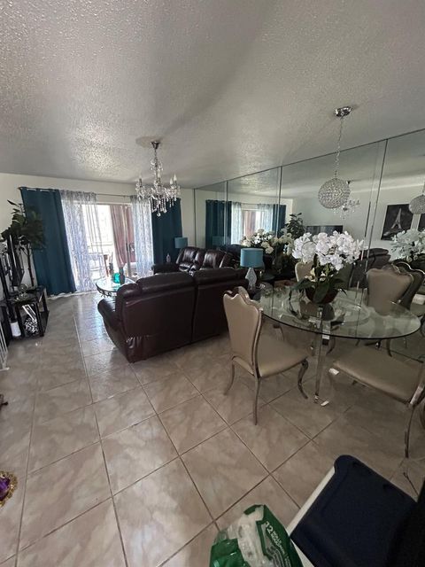 719 Lori Drive 314 Palm Springs FL 33461