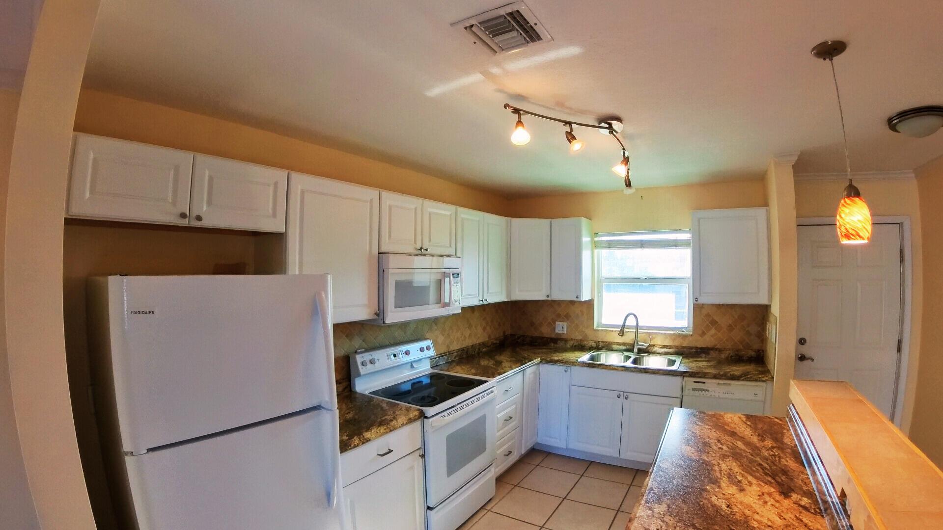 NORTHPORT CONDOMINIUM APT - Residential