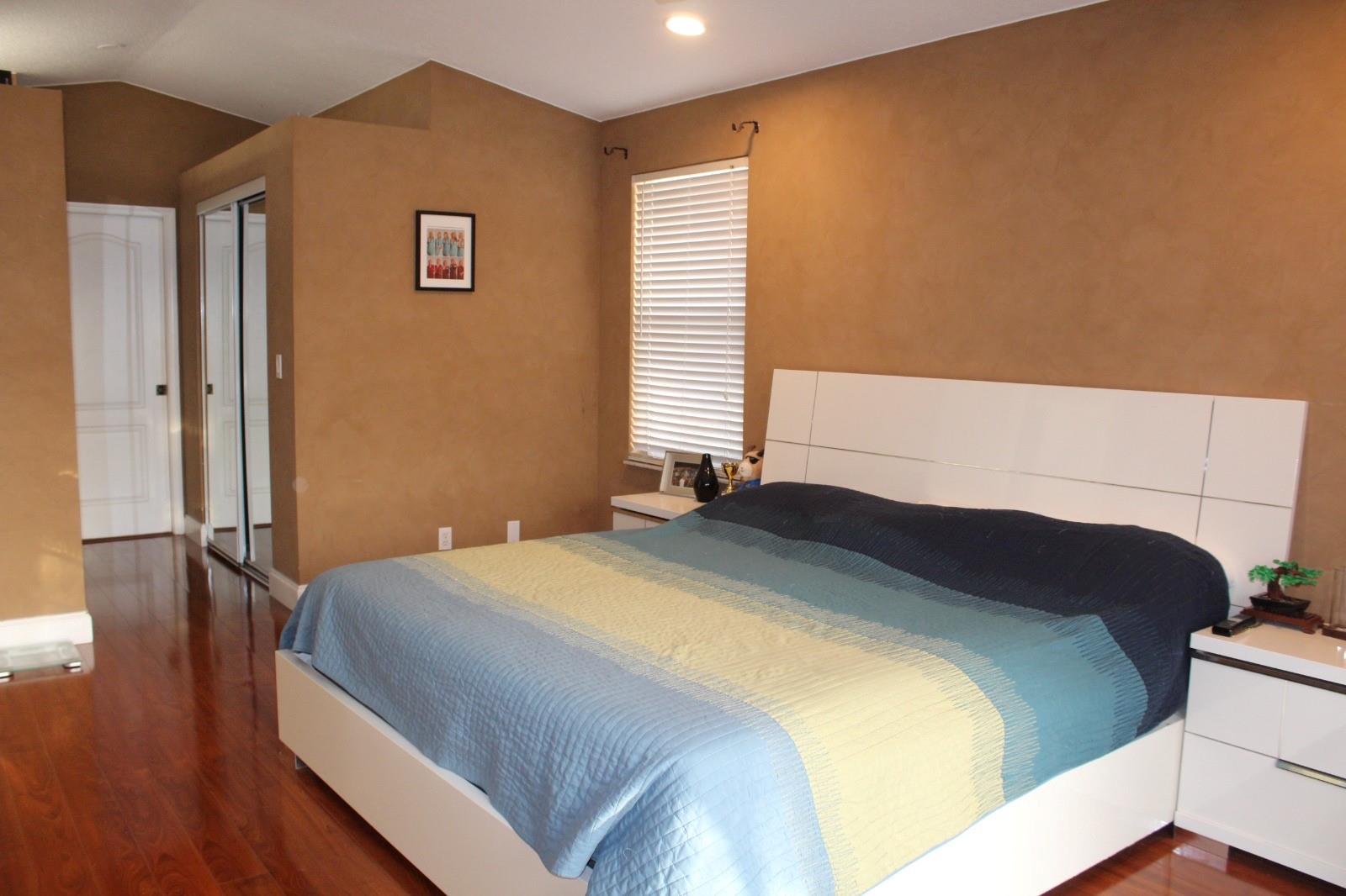 Encantada - Residential