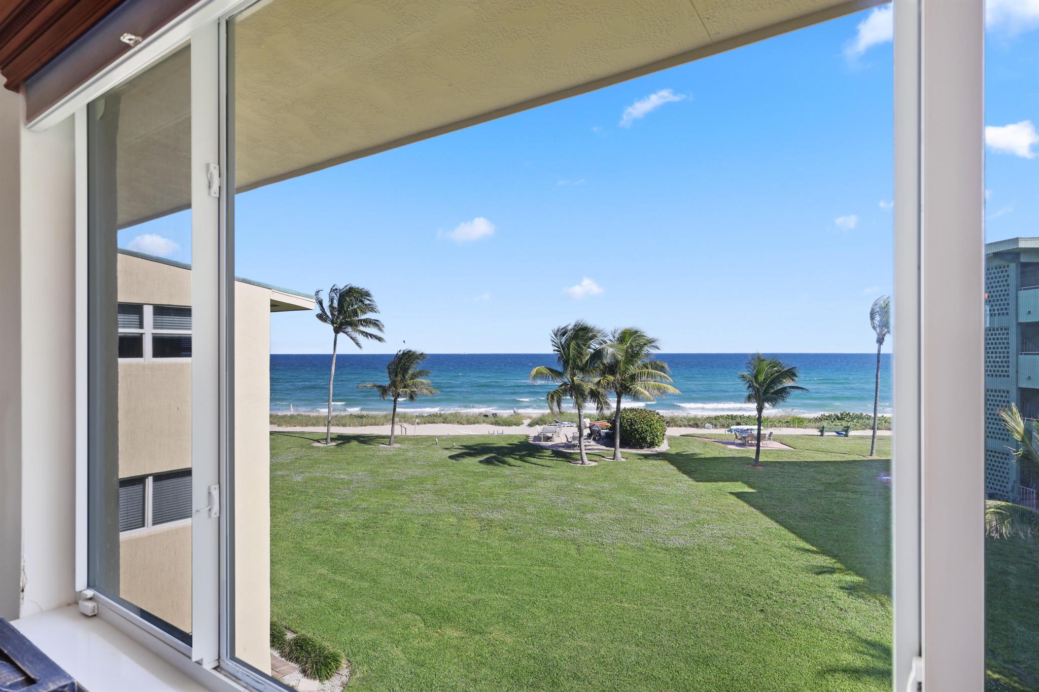 HILLSBORO MILE OCEAN APTS - Residential