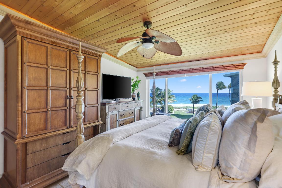 HILLSBORO MILE OCEAN APTS SEC 4 - Residential