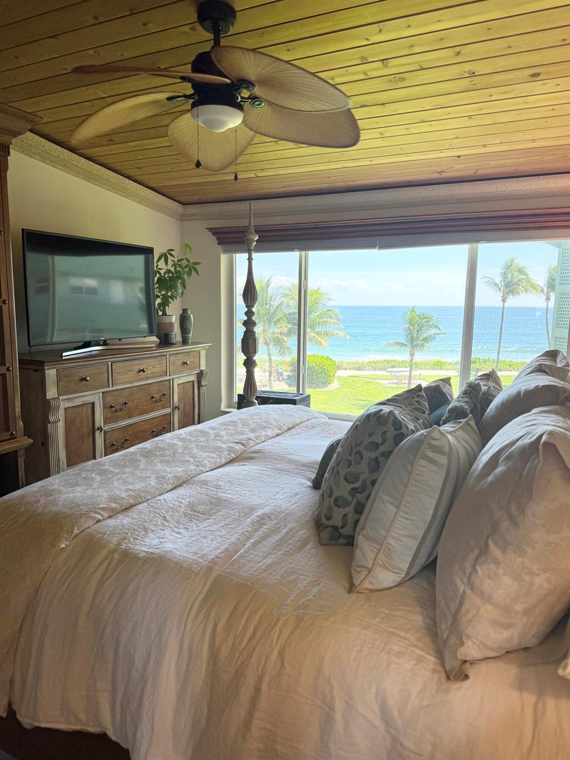 1039 Hillsboro Mile 22