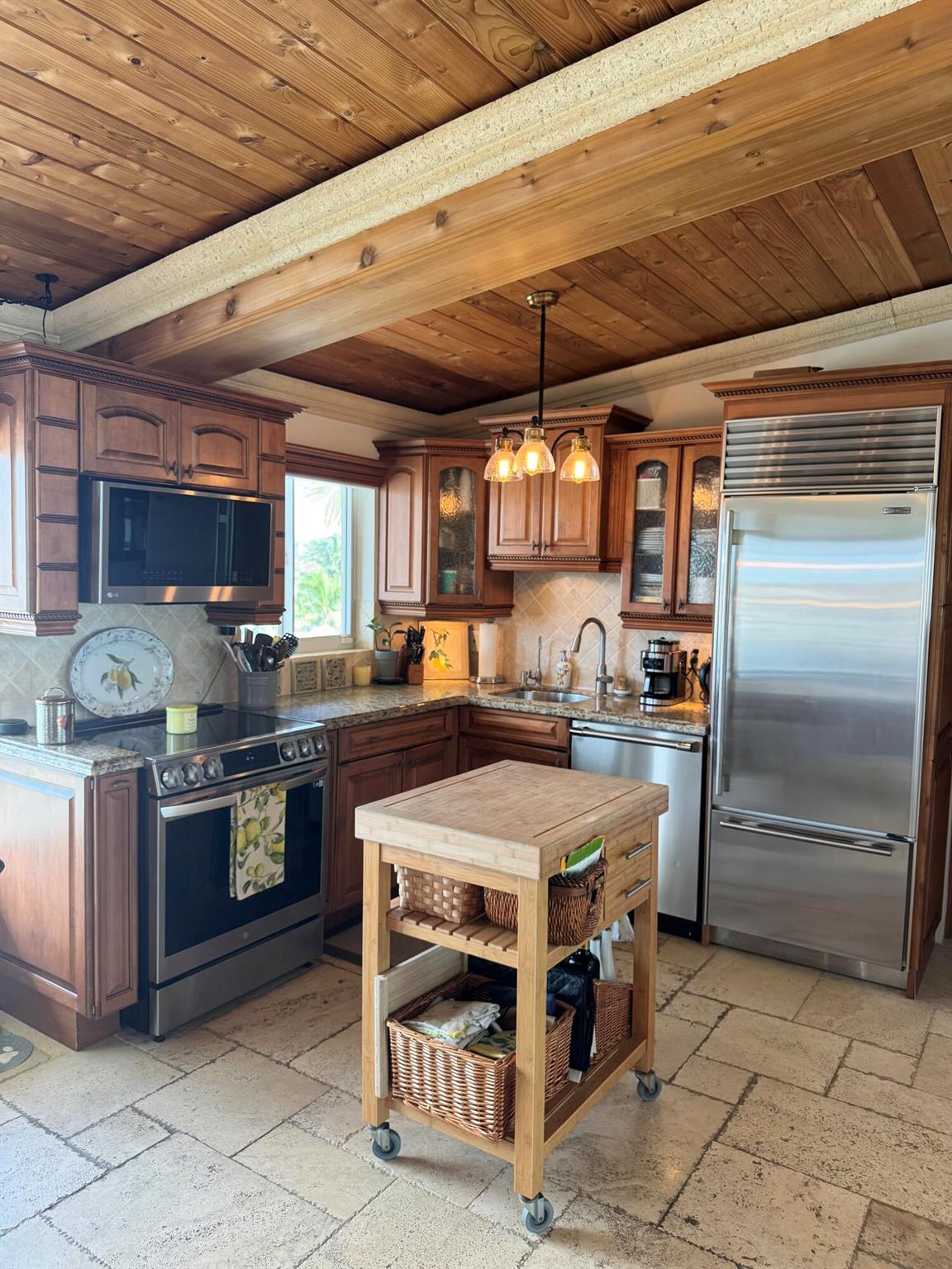 1039 Hillsboro Mile 22