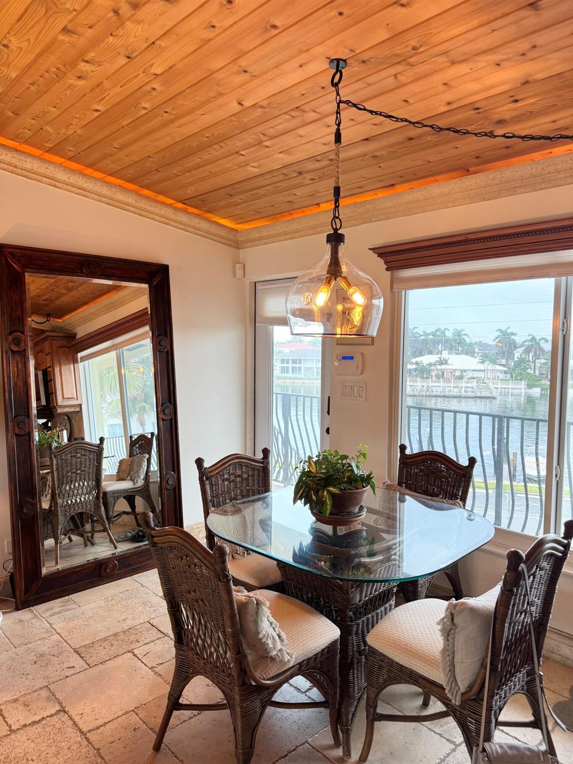 1039 Hillsboro Mile 22