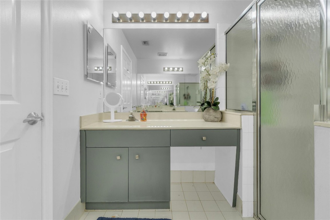 La Mirage - Residential