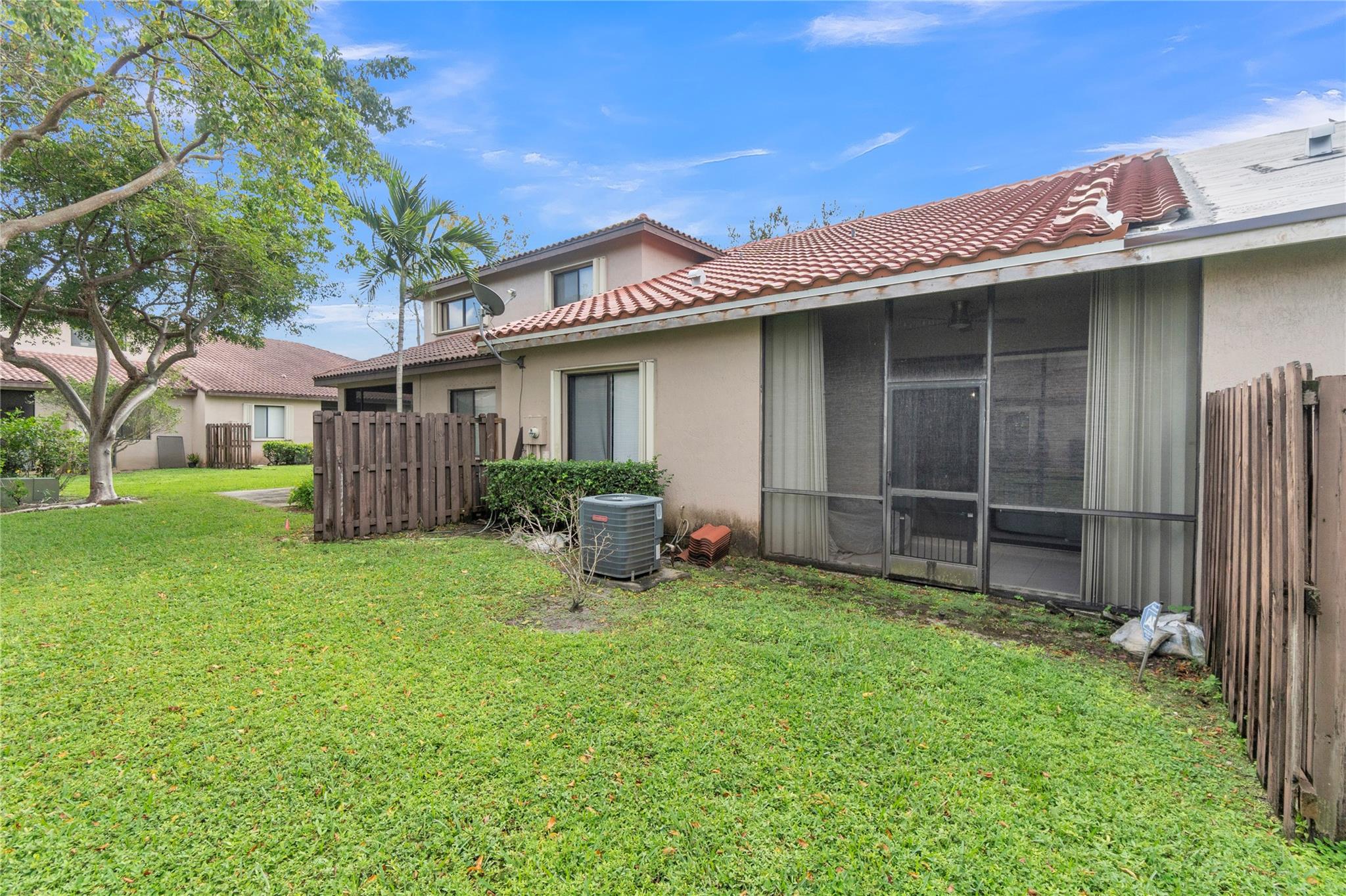 La Mirage - Residential