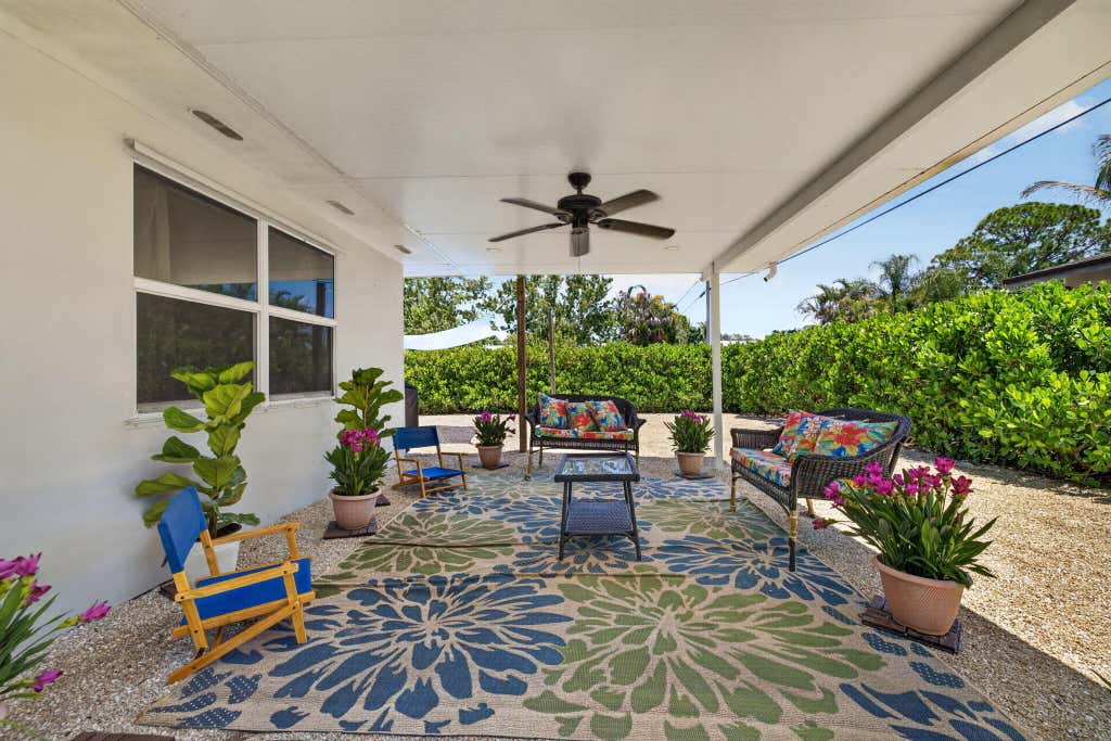 Photo of 1894 SE Lafayette Street, Stuart, FL 34997 (MLS # B26056231)