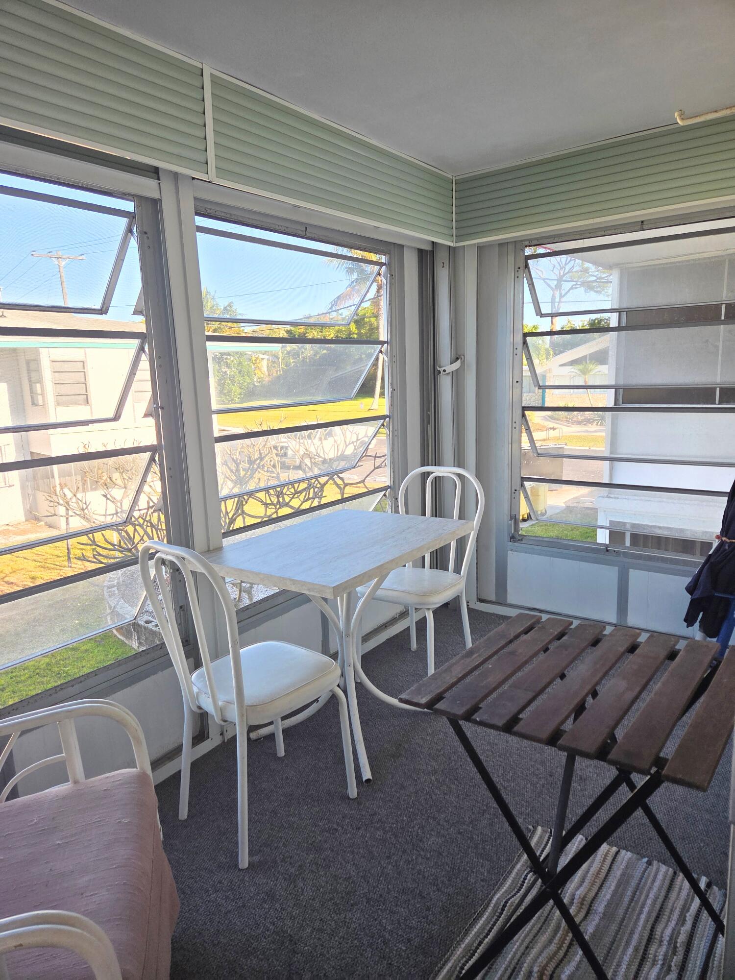 LAKESIDE POINT APT 5 CONDO - Residential