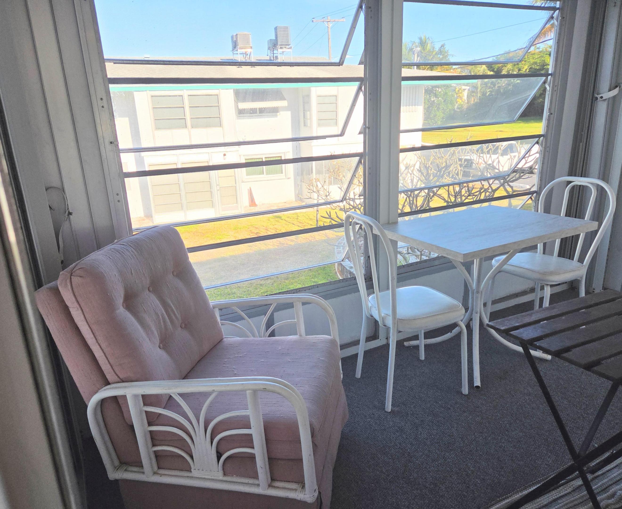 LAKESIDE POINT APT 5 CONDO - Residential