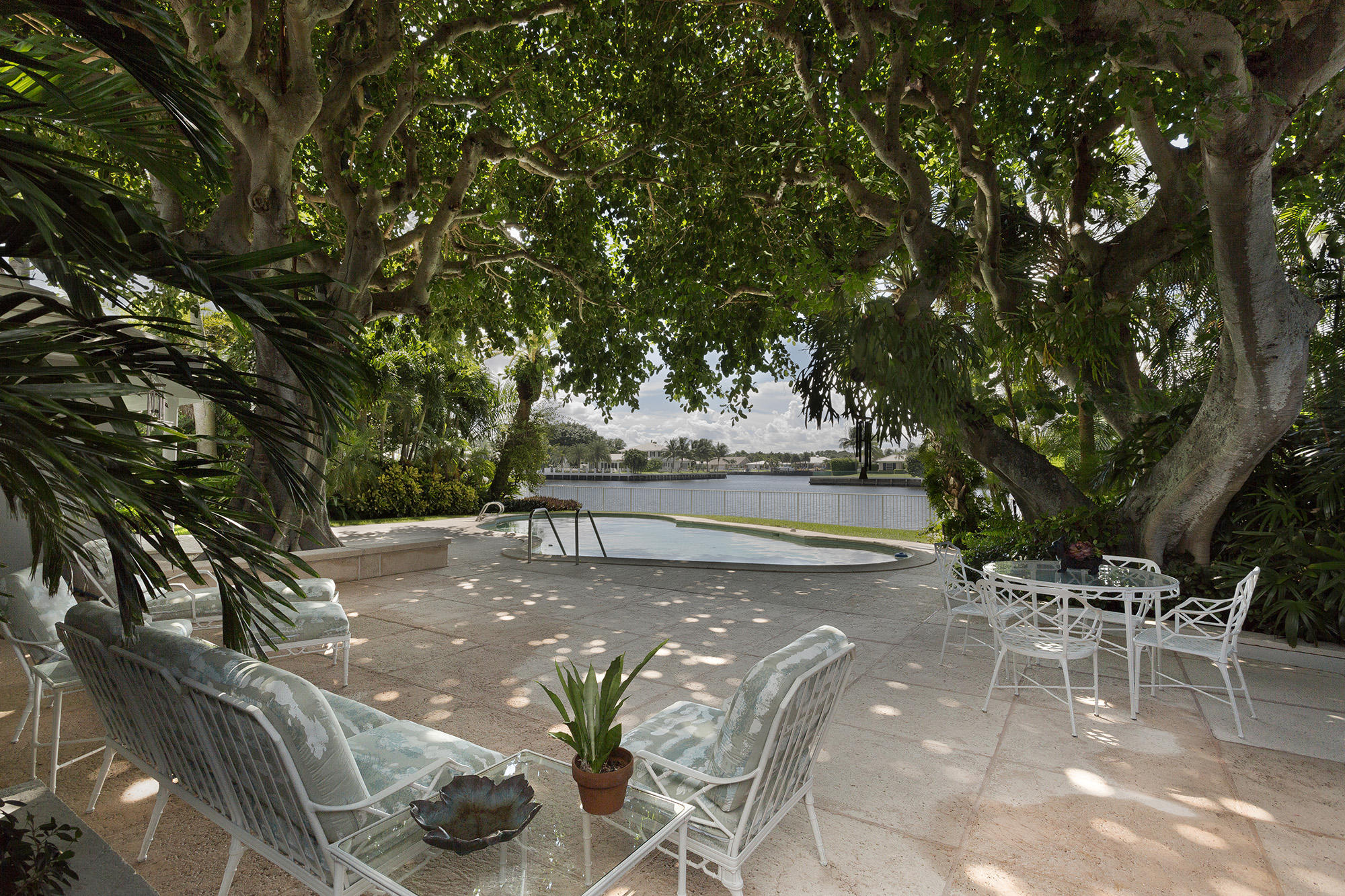 POLO COVE IN - Residential