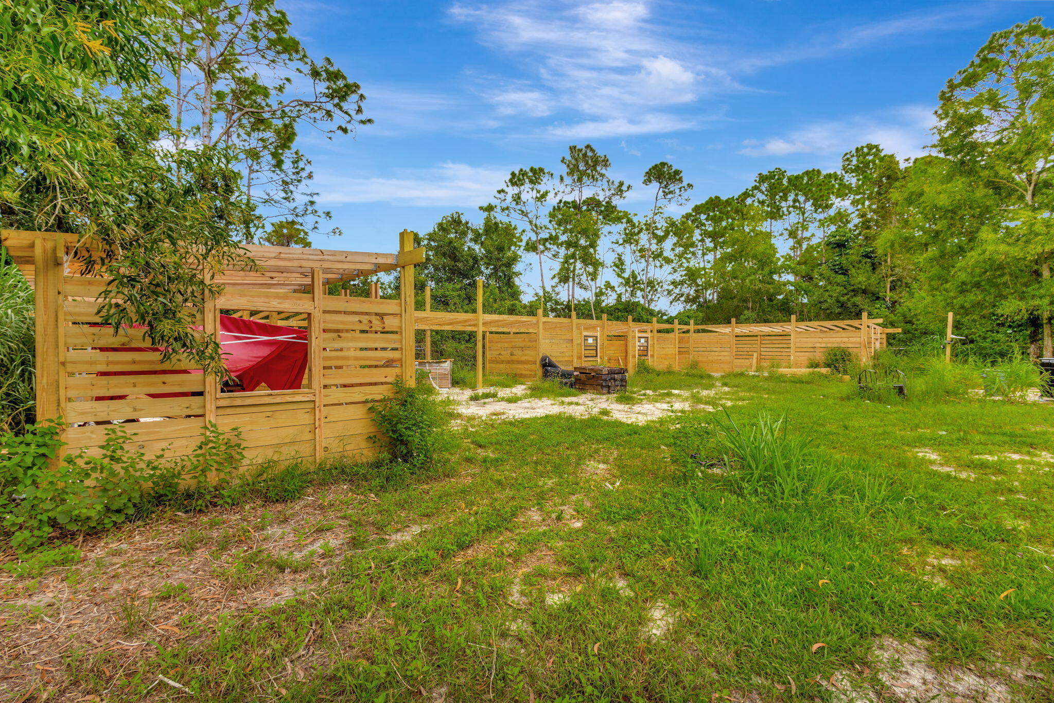 LOXAHATCHEE GROVES - Land