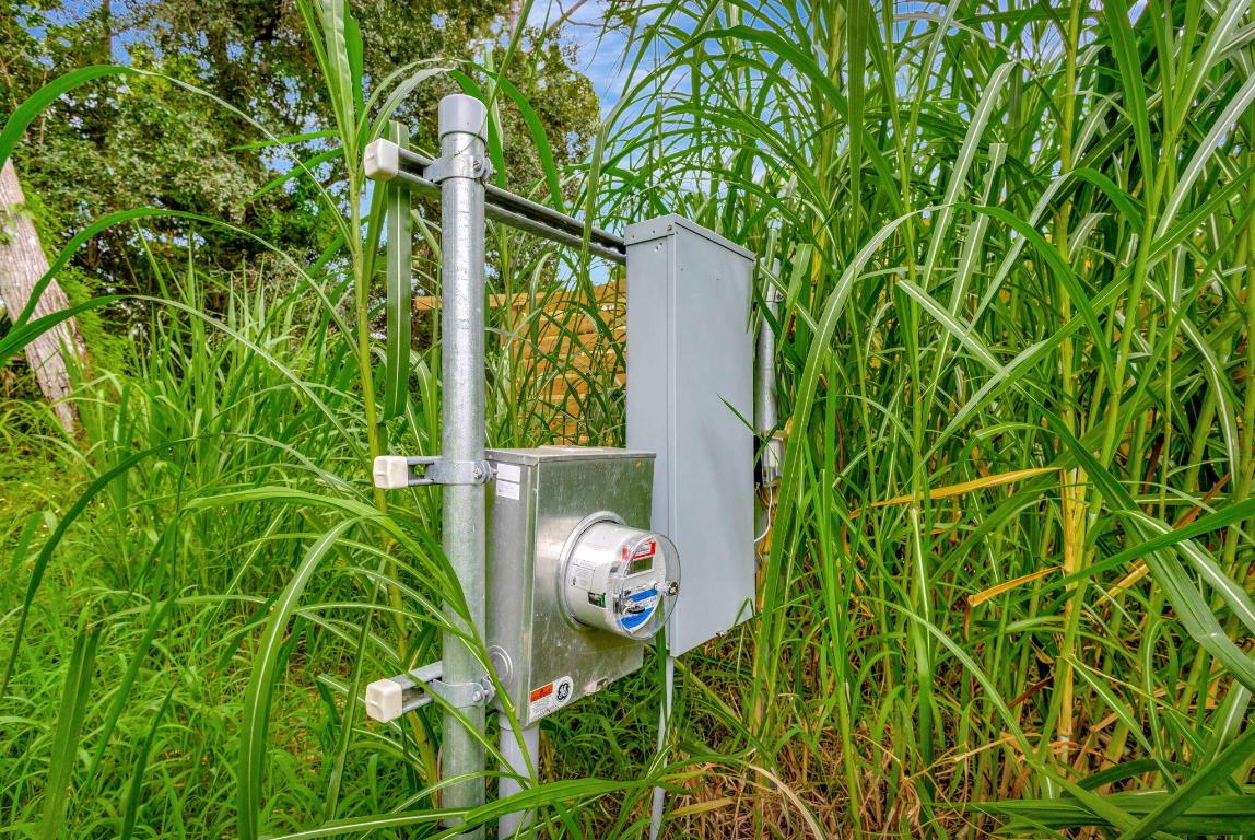 LOXAHATCHEE GROVES - Land