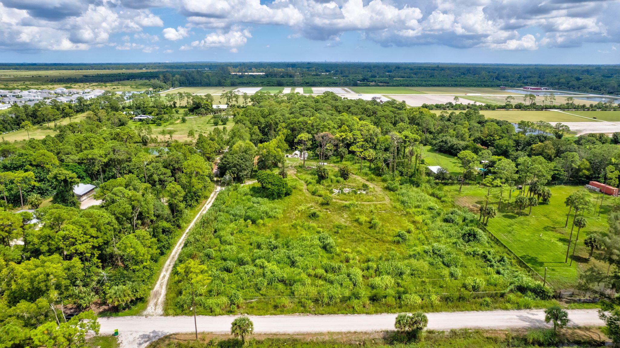 LOXAHATCHEE GROVES - Land