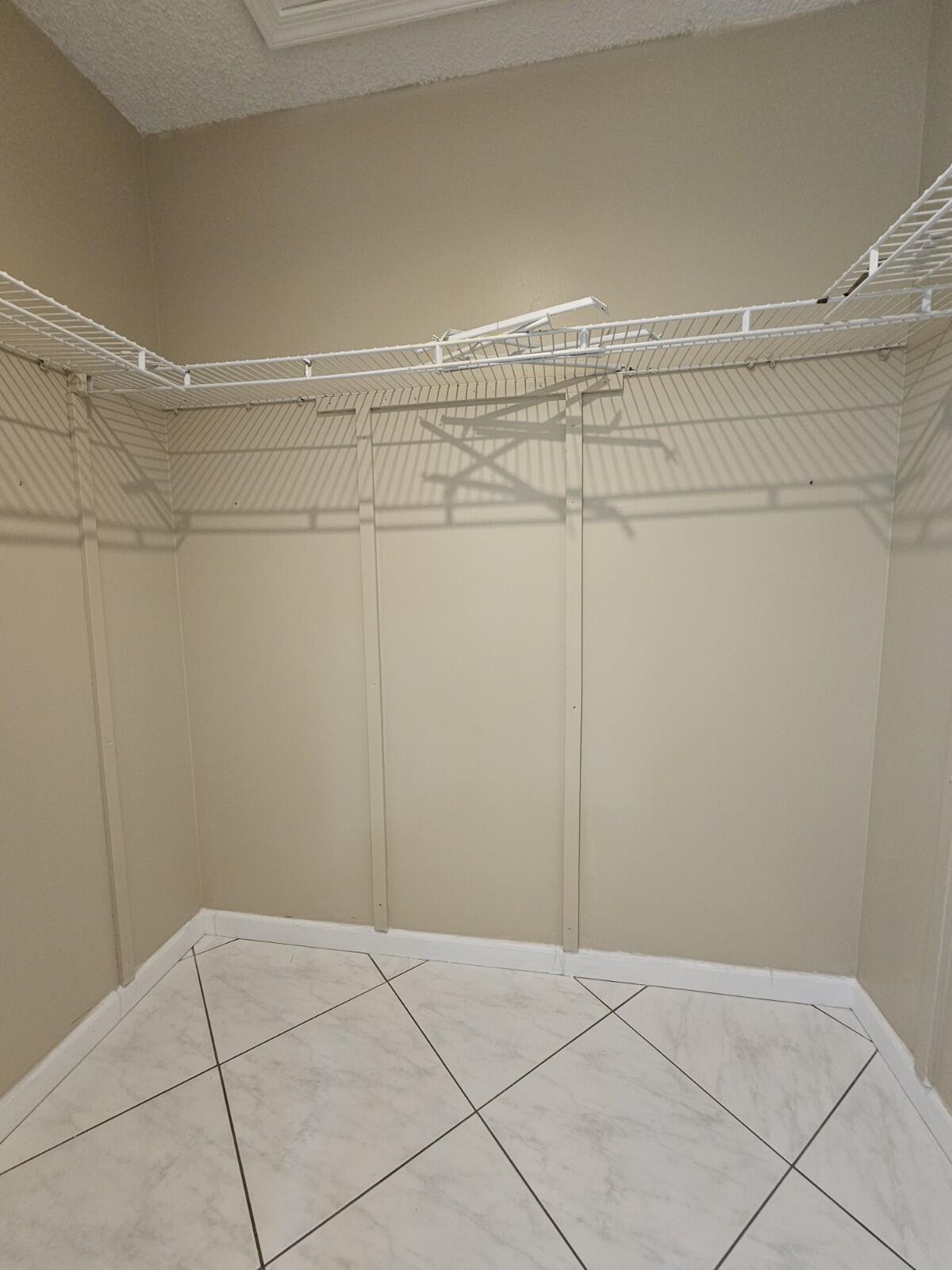 LAKE WINDWOOD CONDO - Residential Lease