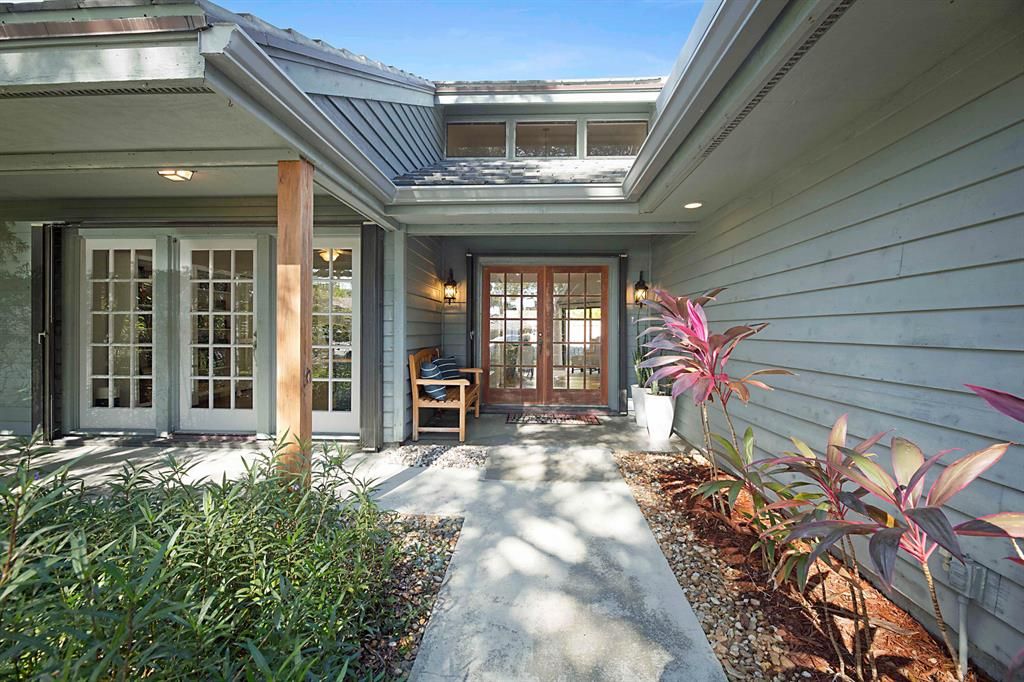 Photo of 117 Timber Lane Ln, Jupiter, FL 33458 (MLS # R10763414)