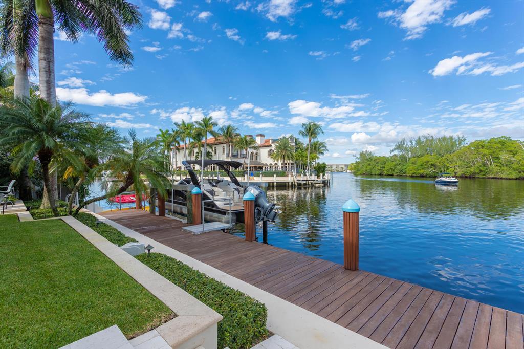 LITTLE HARBOR ON THE HILLSBORO SEC 1 - Residential