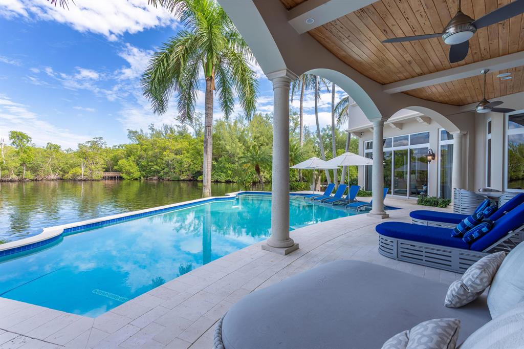 LITTLE HARBOR ON THE HILLSBORO SEC 1 - Residential