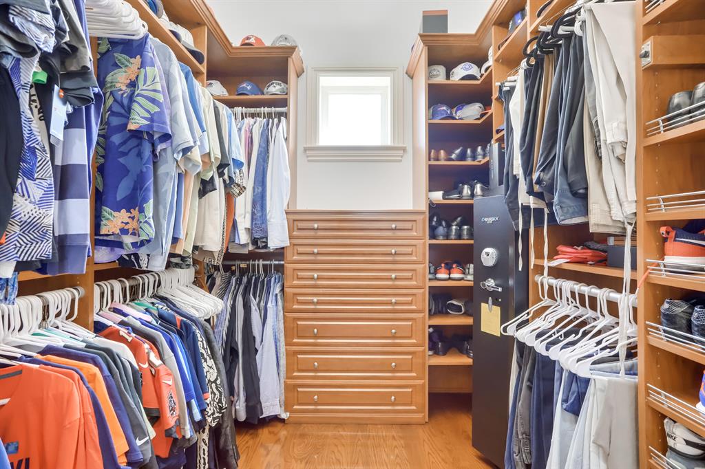 LITTLE HARBOR ON THE HILLSBORO SEC 1 - Residential